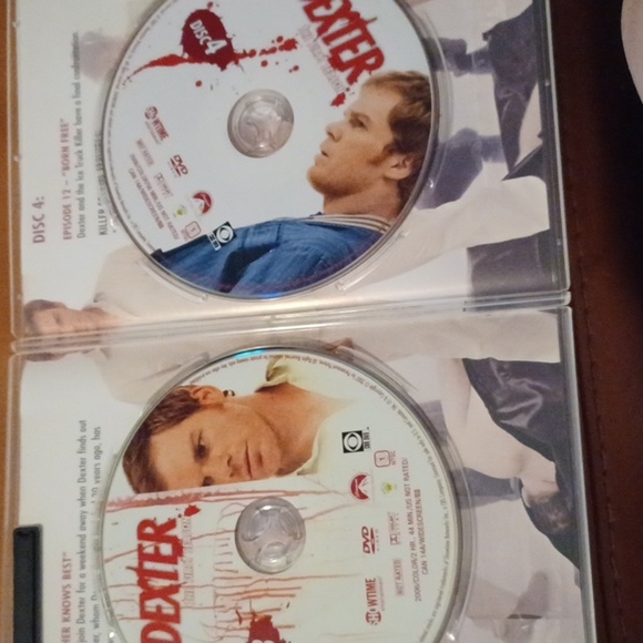🏍Dexter: The First Season DVD - Picture 4 of 8